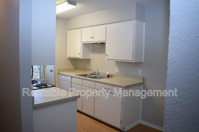 Building Photo - 3724 Cibolo Dr