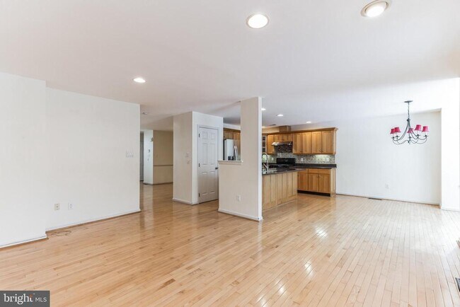 Building Photo - 4 Hogan Way