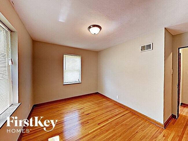 Building Photo - 11251 Old Halls Ferry Rd