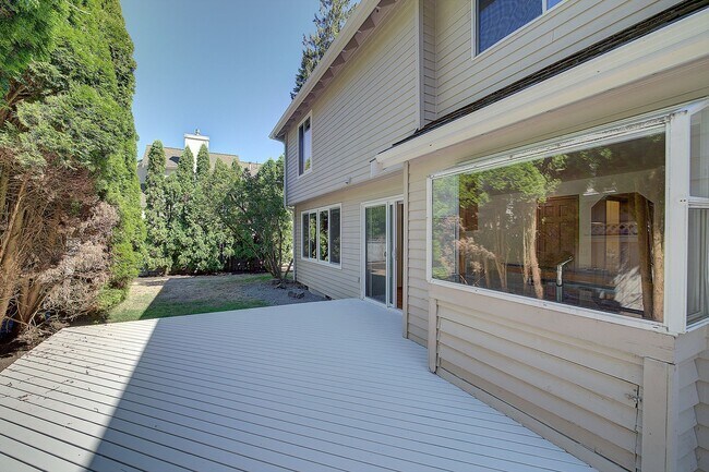 Building Photo - 4bd/2.5ba Sammamish House