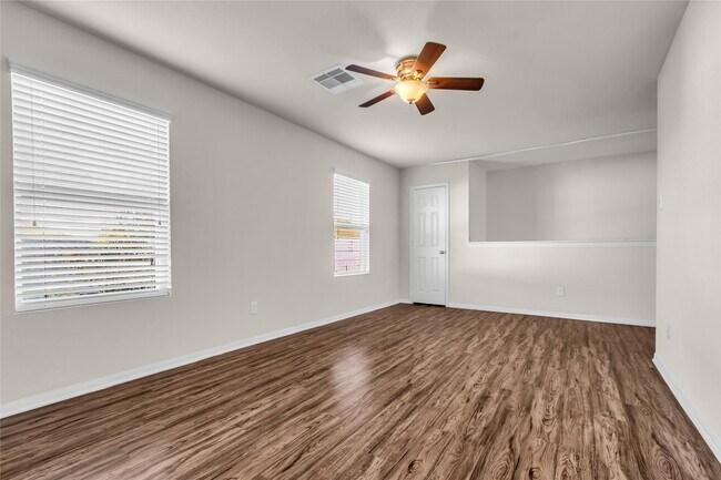 Building Photo - 3050 Thicket Path Way