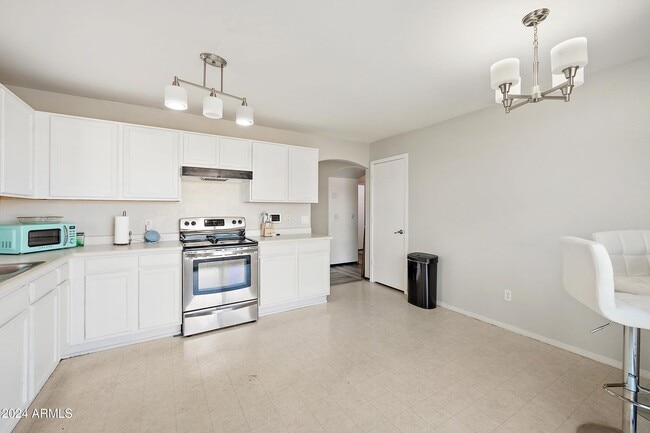 Building Photo - 12036 W Larkspur Rd