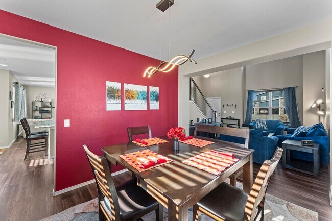 Building Photo - Beautiful 5-Bedroom, 4-Bathroom Home with ...