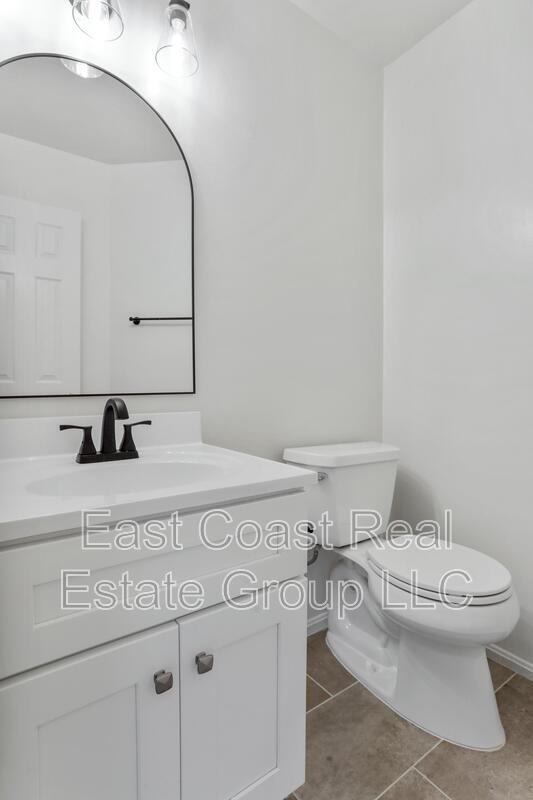 Building Photo - 9114 Ridgefield Ln