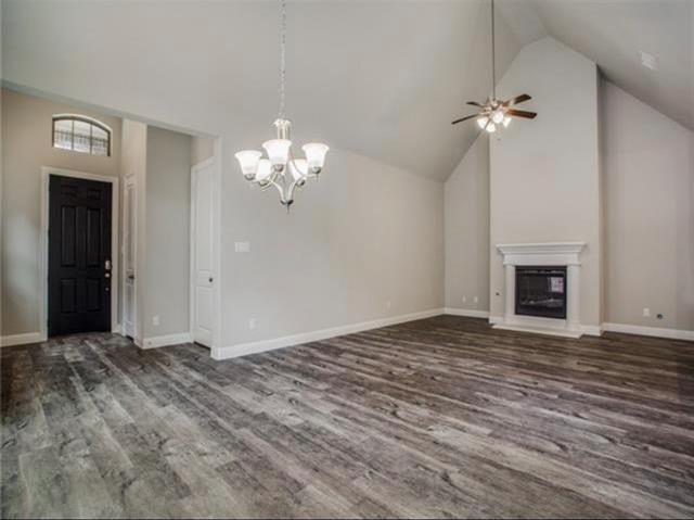 Building Photo - 4545 El Paso Dr
