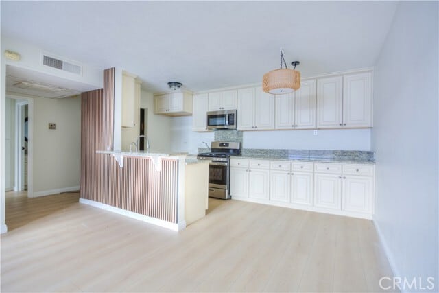 Building Photo - 421 La Fayette Park Pl