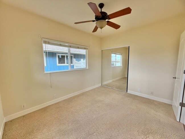 Building Photo - 1 Bedroom / 1 Bathroom House in Waiolani Mauka!