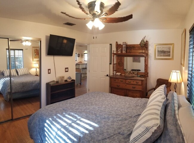 Building Photo - SLO Tropical Private Bungalow ideally located close to Cal Poly!