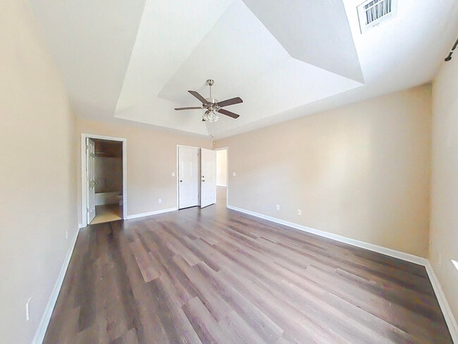 Building Photo - 1739 Elizabeth St