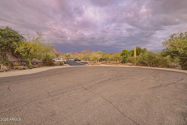 Building Photo - 10618 E Morning Star Dr