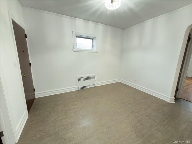 Building Photo - 1725 Paulding Ave