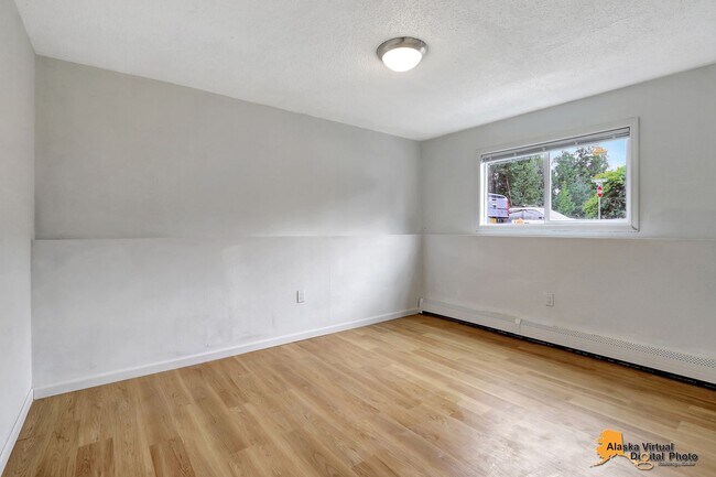 Building Photo - 430 Schodde St