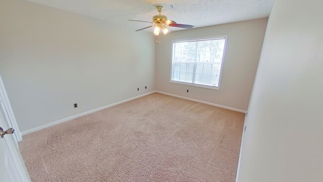 Building Photo - 300 Waterdown Dr