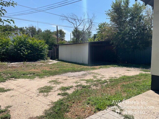 Building Photo - 1440 Stone Ave