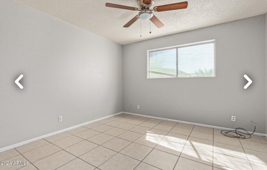 Building Photo - 1062 N July Cir