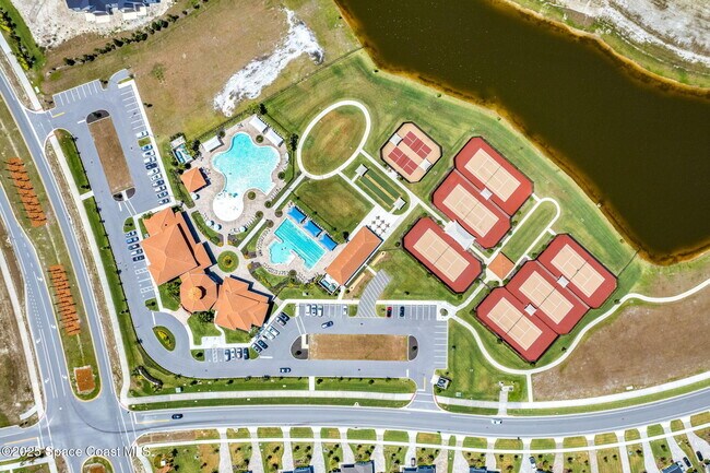 Building Photo - 2300 Addison Dr