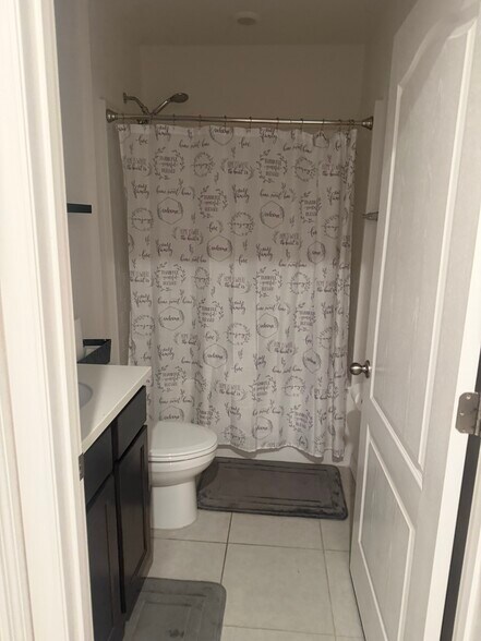 Bathroom - 12259 Chastain St