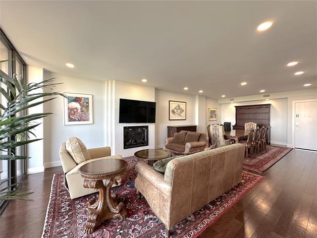 Building Photo - 5200 Keller Springs Rd