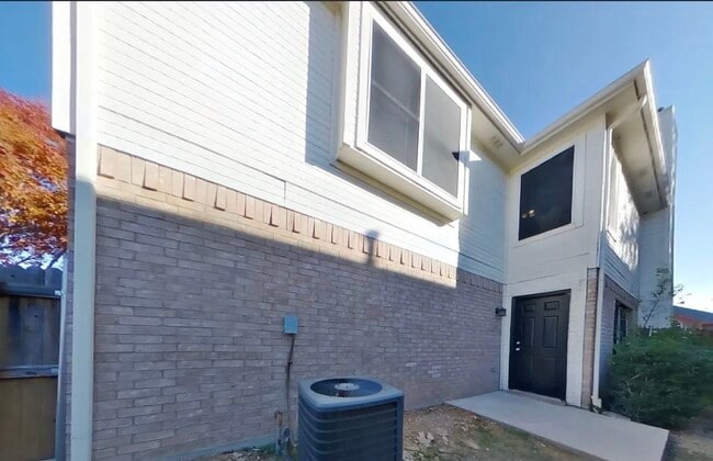 Building Photo - An Inviting 3-Bedroom Home Made for Memories