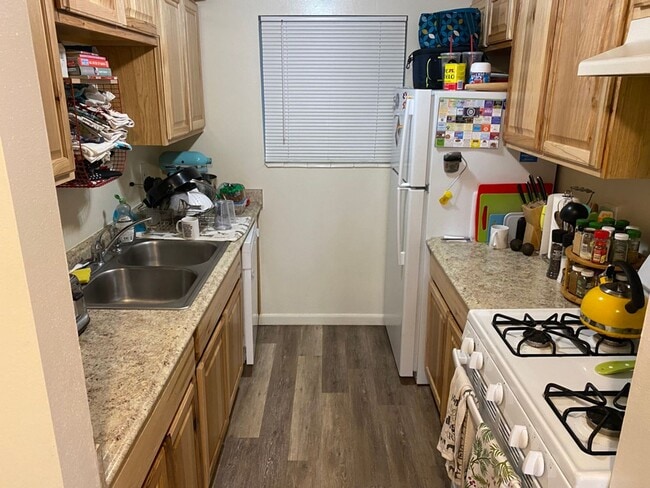 Building Photo - 1B/1B Pet Friendly Apartment South of BYU