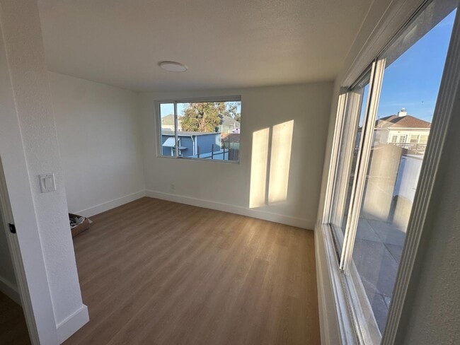 Building Photo - 3238 Adeline St
