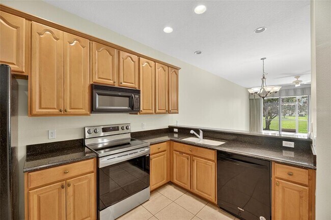 Building Photo - 5845 Sunset Falls Dr