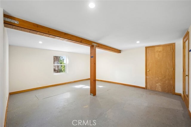 Building Photo - 2065 E Altadena Dr