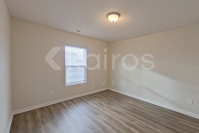 Building Photo - 1237 Zoysia Dr