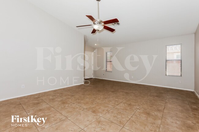 Building Photo - 2968 E Silverbell Rd