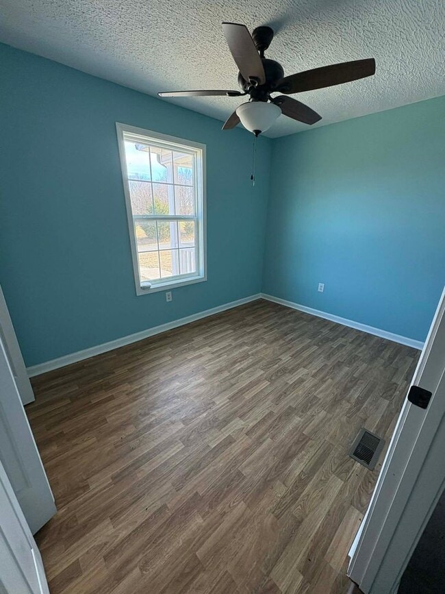 Building Photo - 299 Jack Hunt Rd