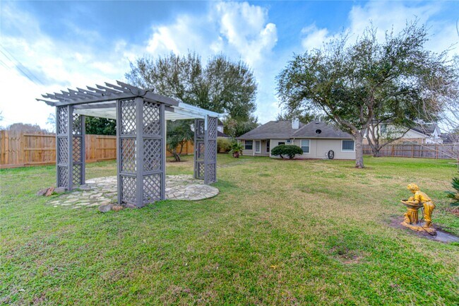 Building Photo - 14802 Newton Falls Ln