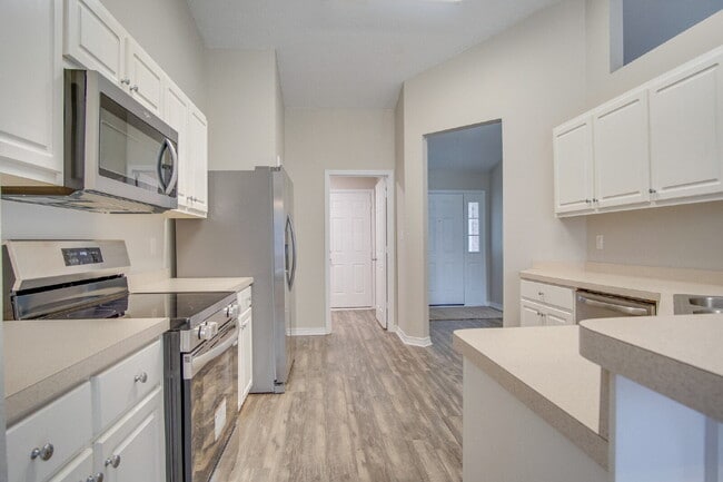 Building Photo - Holley by the Sea Home – 4 Bedrooms, Great...
