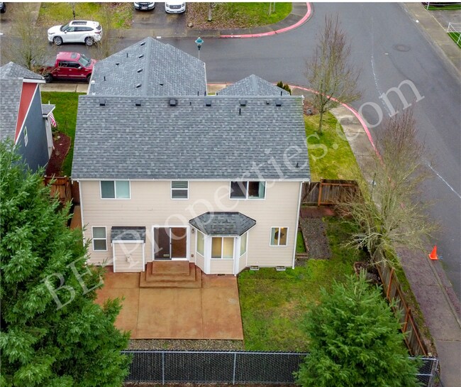Building Photo - Puyallup Home
