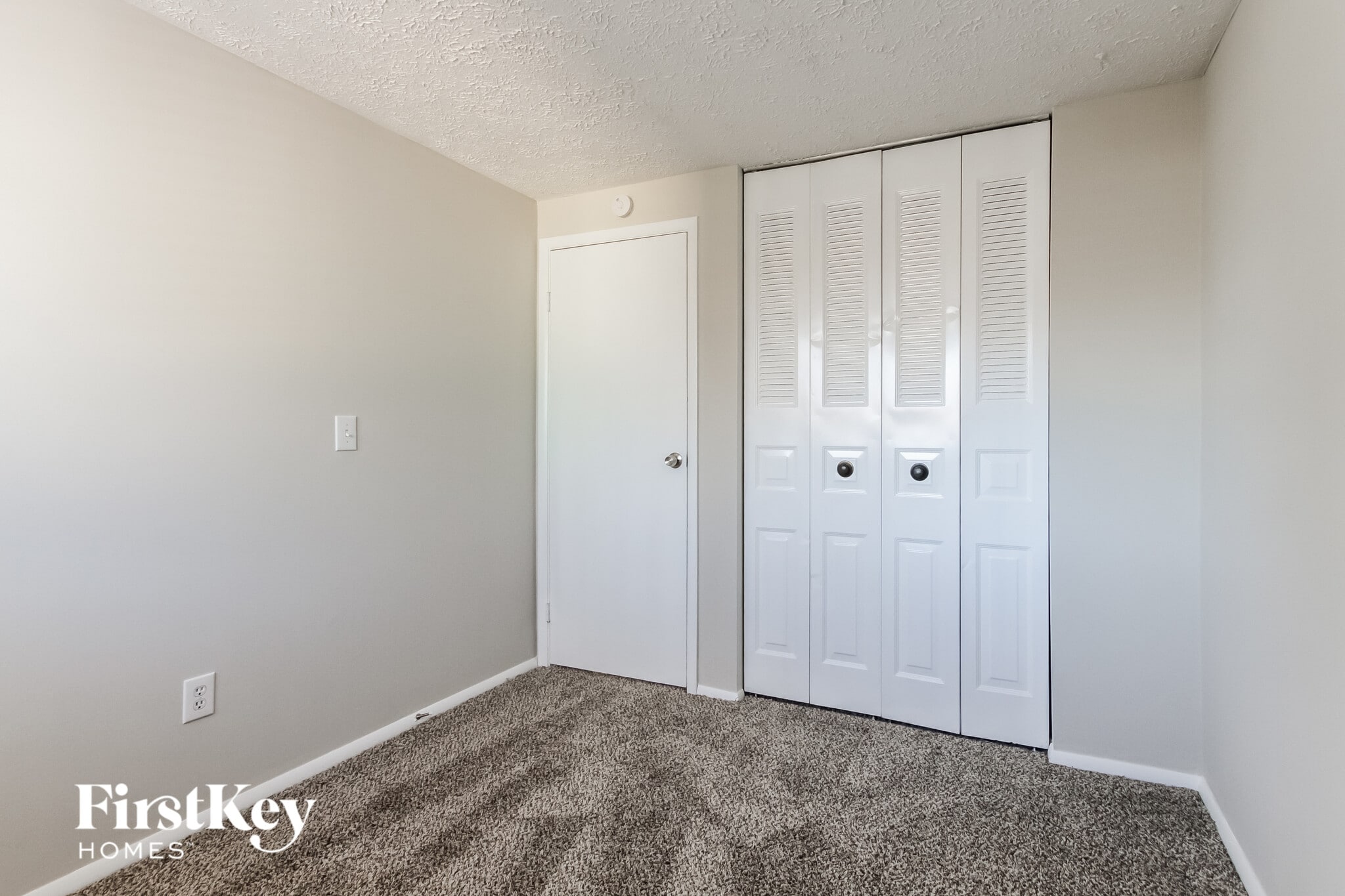 Building Photo - 6719 Cordova Dr