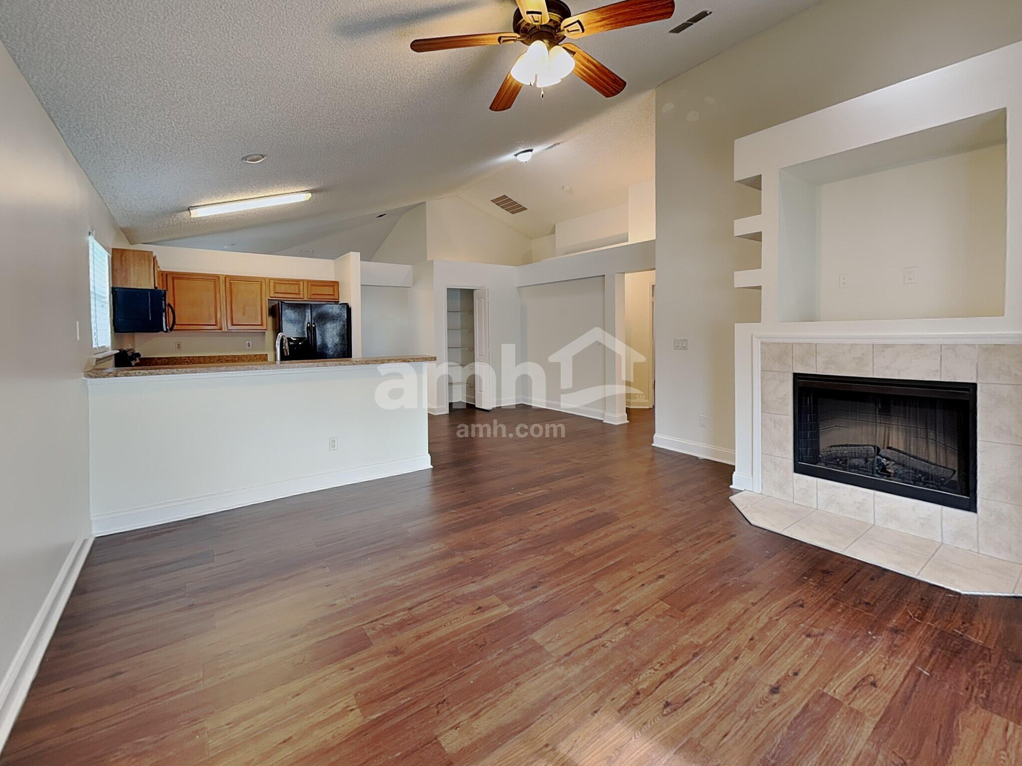 Building Photo - 11551 Oak Meadow Ln