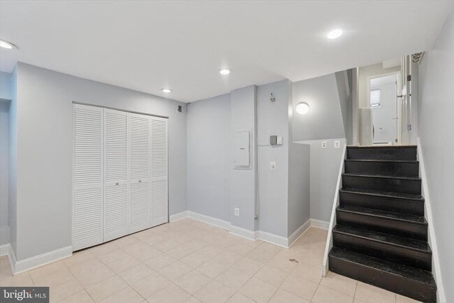 Building Photo - 514 Randolph Ct