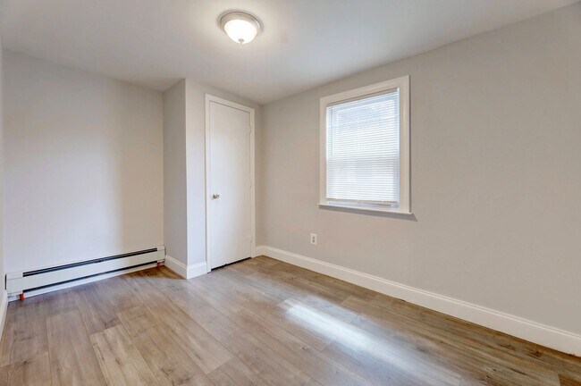 Building Photo - 118 Lenox Ave
