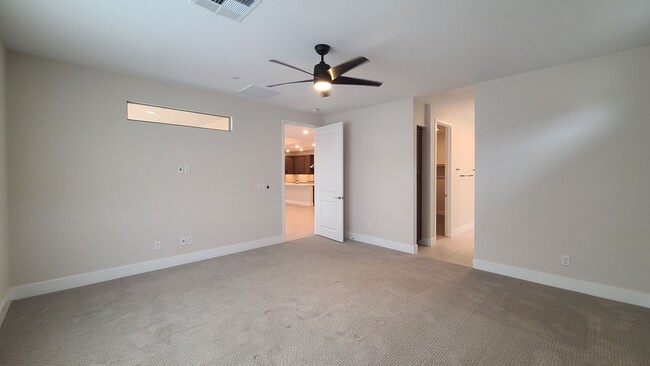 Building Photo - Townhome located in Trilogy community in Summerlin.