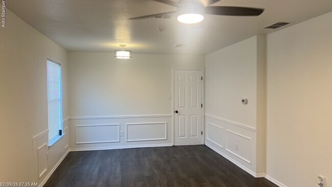 Building Photo - 1008 Meadowlark Dr