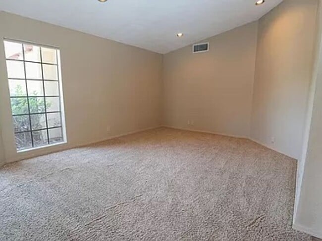 Building Photo - 4120 E Placita Presilla