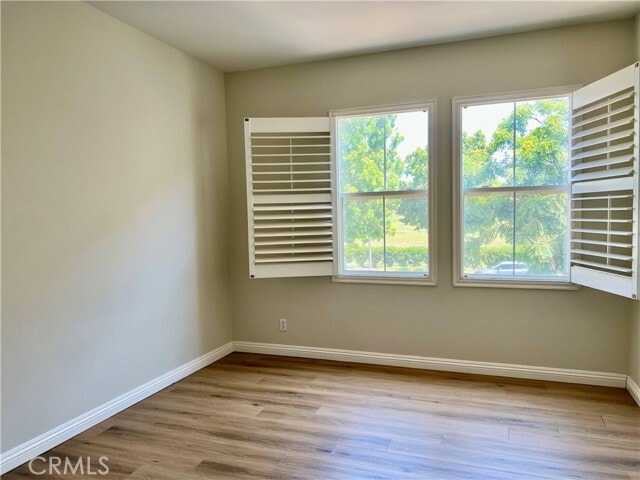 Building Photo - 33 Visalia