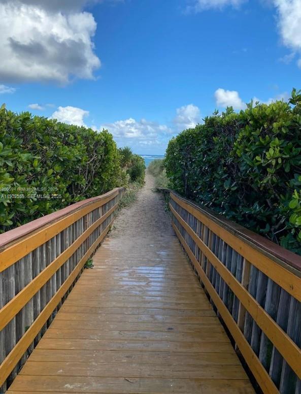 Building Photo - 1650 N Riverside Dr