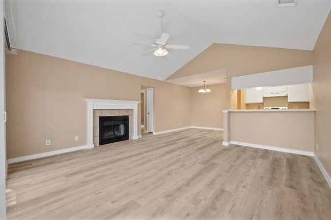 Building Photo - 16016 Fitchburg Cir