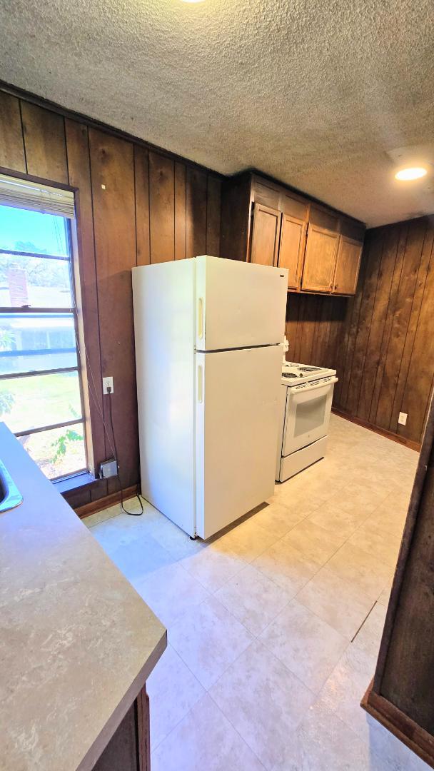 Building Photo - 9510 Powhatan Dr