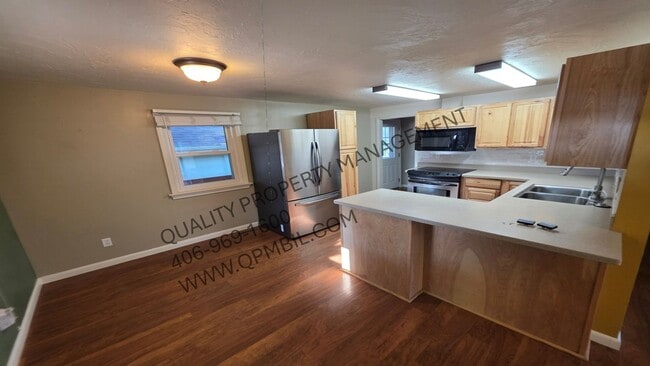 Building Photo - BEAUTIFUL 4 BED 3 BATH HOME FOR RENT