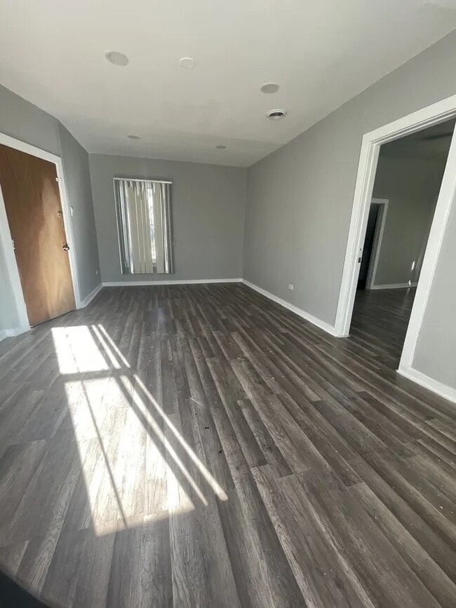 Building Photo - 10730 S Lafayette Ave