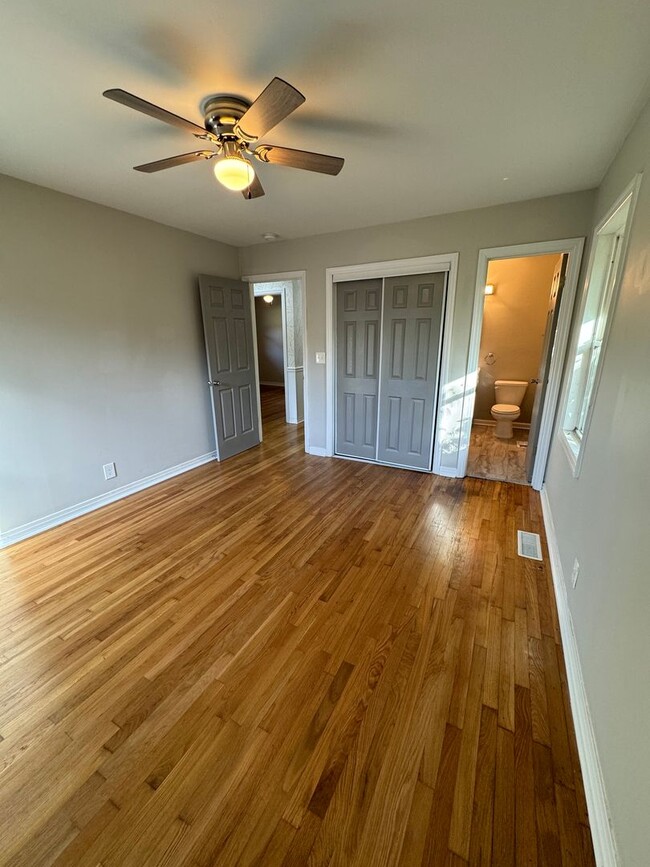 Building Photo - Beautifully Renovated 3-Bedroom Home with ...