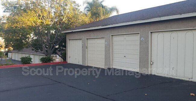 Building Photo - 663 Diamond Way