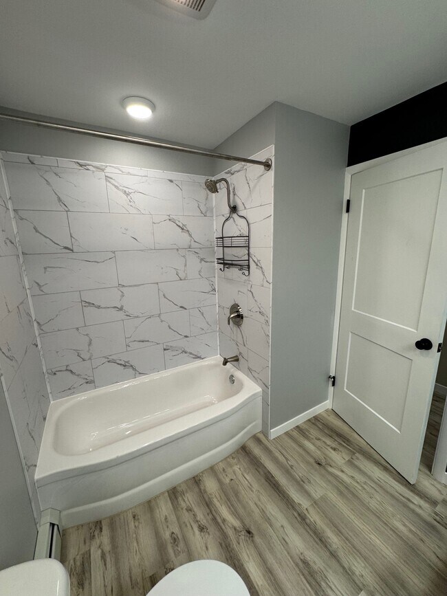 Building Photo - 2613 Southridge Dr