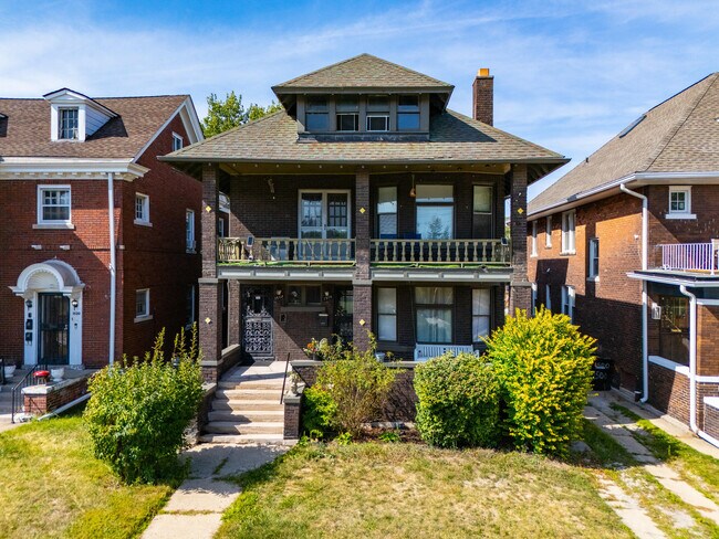 Building Photo - 1510 Virginia Park St